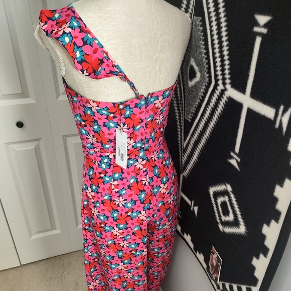 💐NWT Molly Bracken Brand Floral Print One Shoulder Jumpsuit, Small - Picture 7 of 13